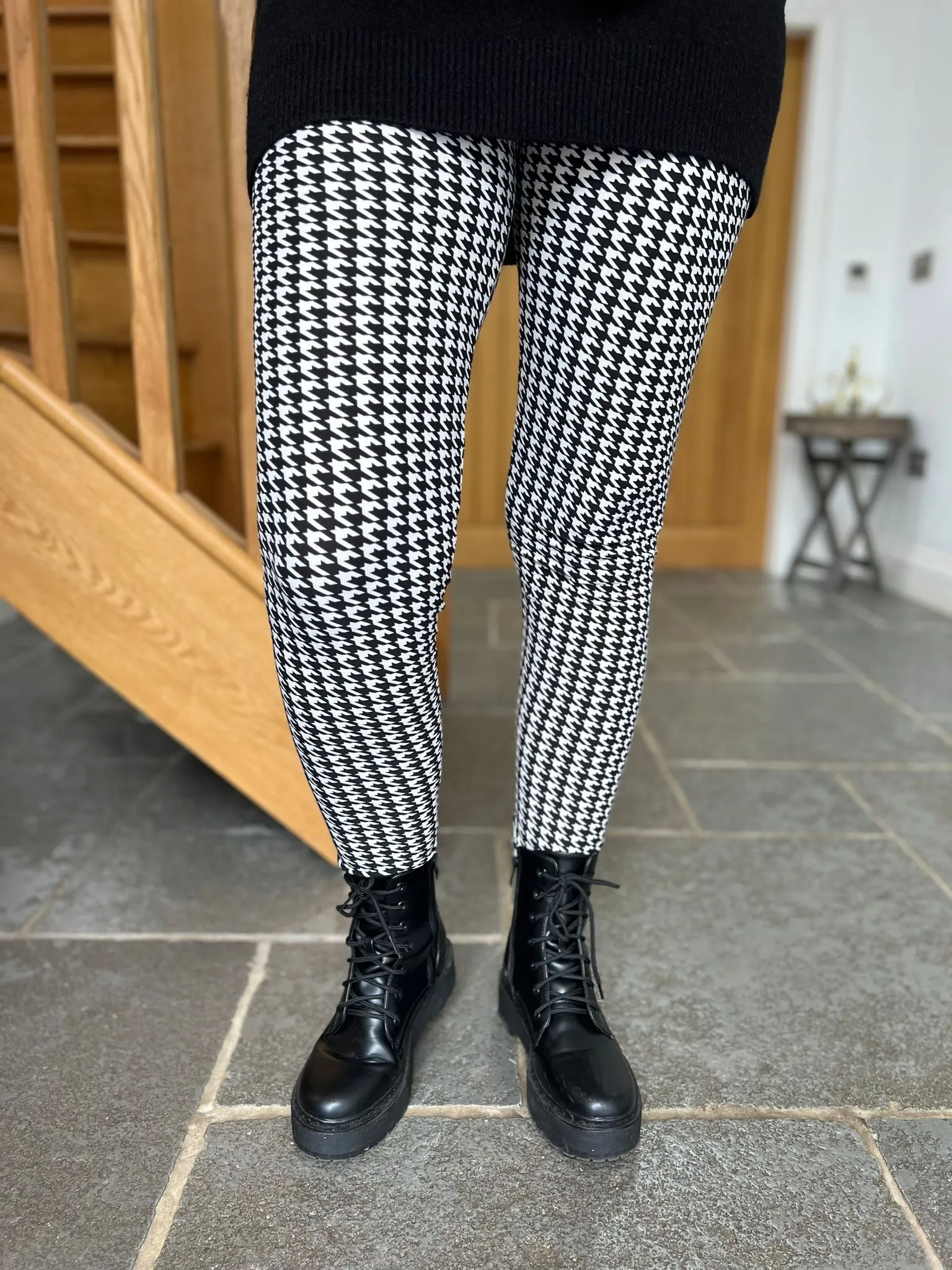 Black and White Soft Touch Dogtooth Leggings