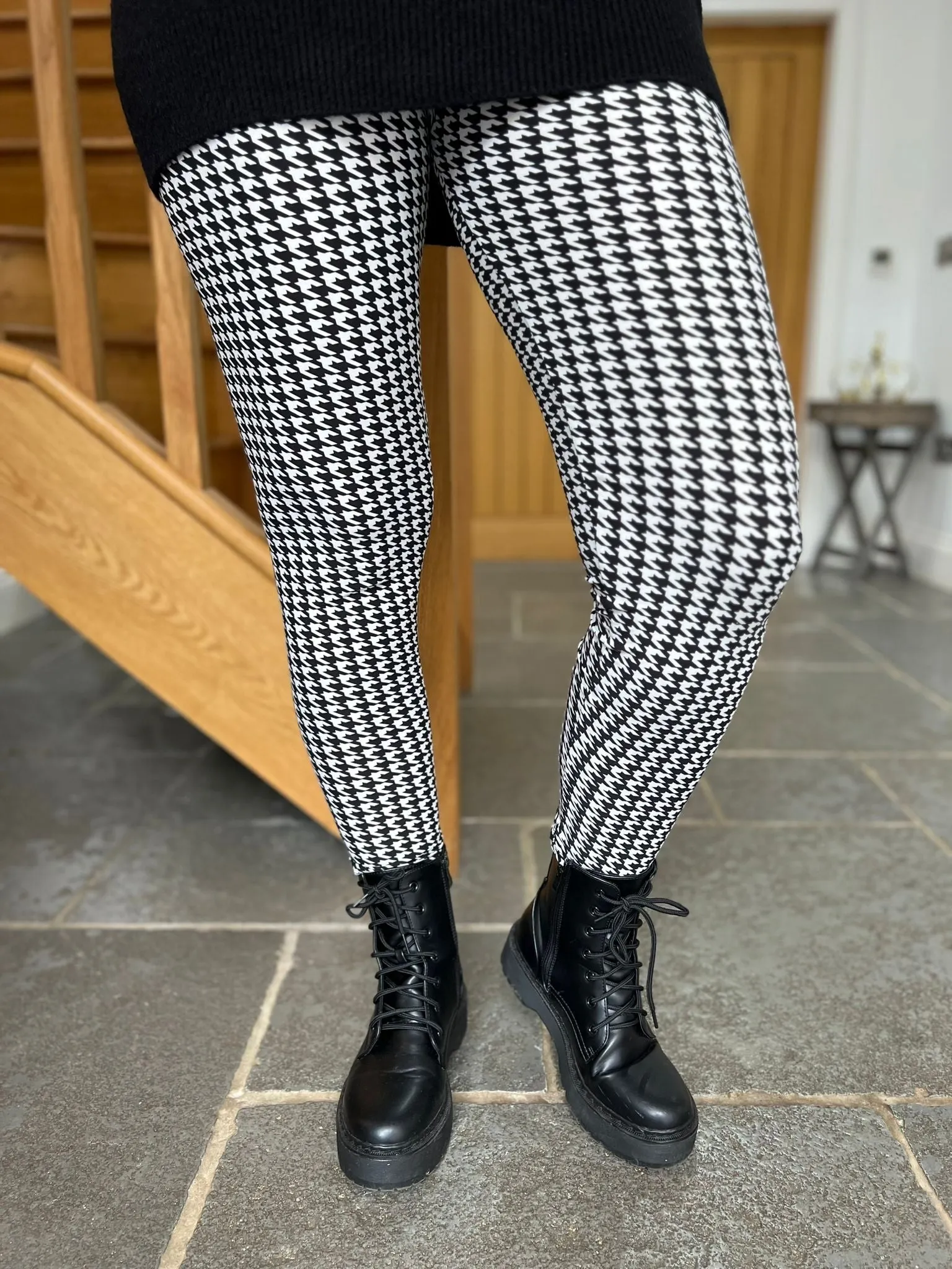 Black and White Soft Touch Dogtooth Leggings