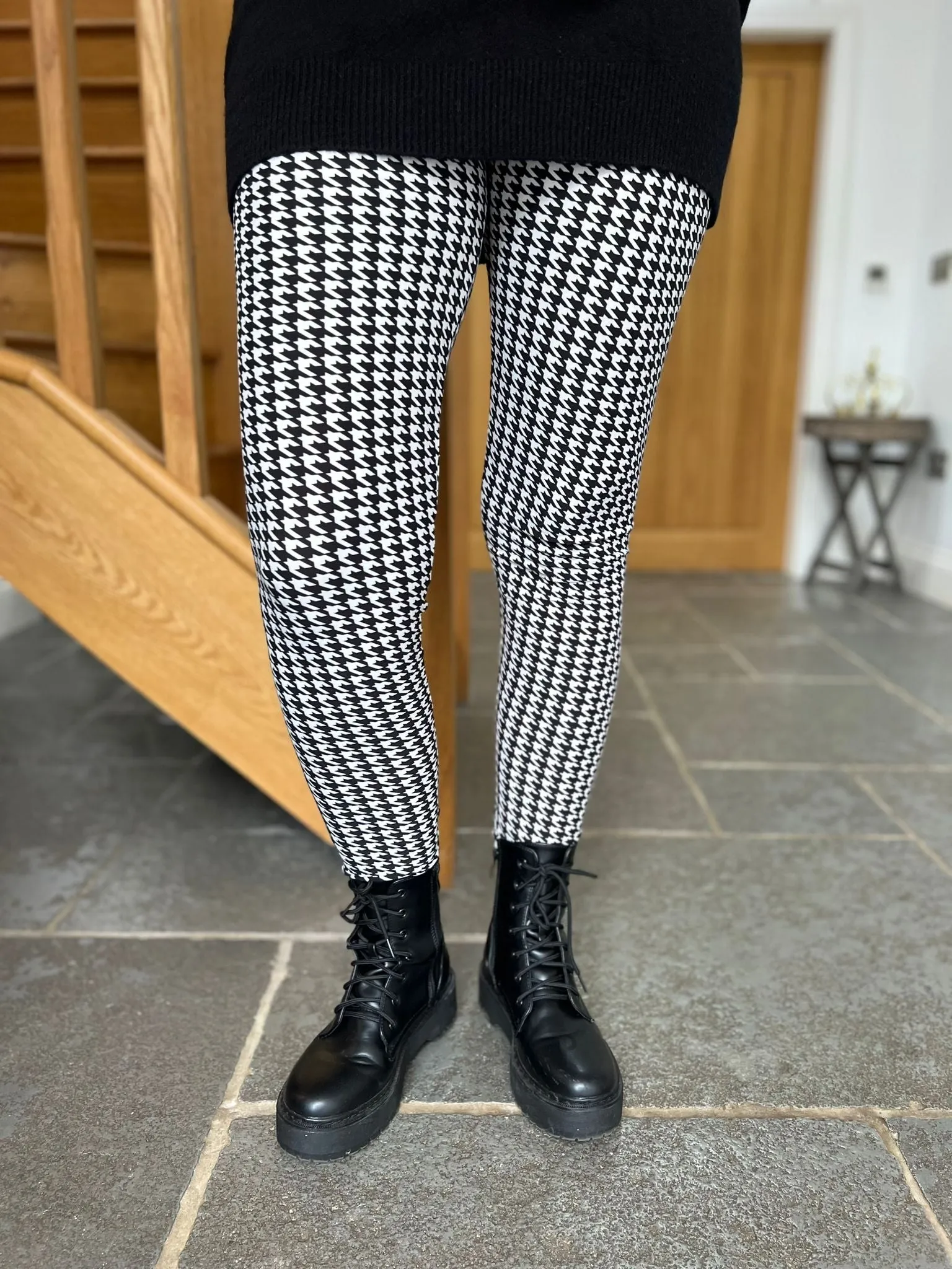 Black and White Soft Touch Dogtooth Leggings