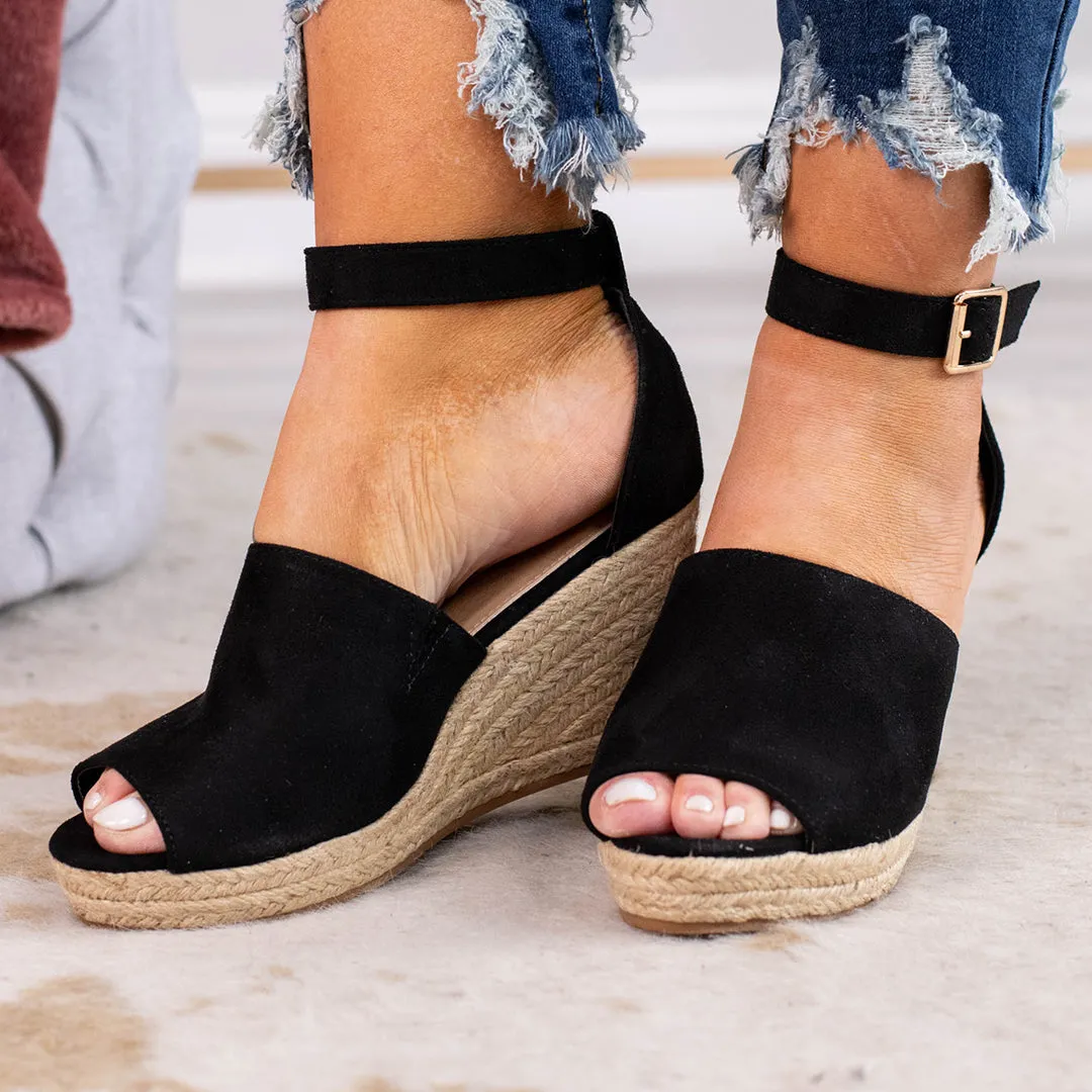 Chase The Moon Wedges, Black