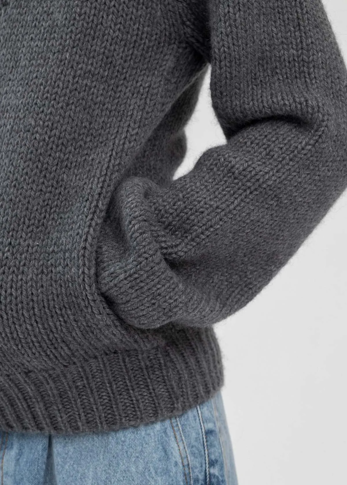 Hi-Turtleneck Sweater - Medium Grey