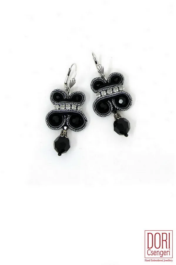 Mezzanotte Chic Earrings