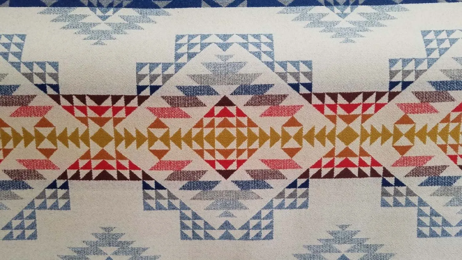 Pendleton Fabric, Smith Rock