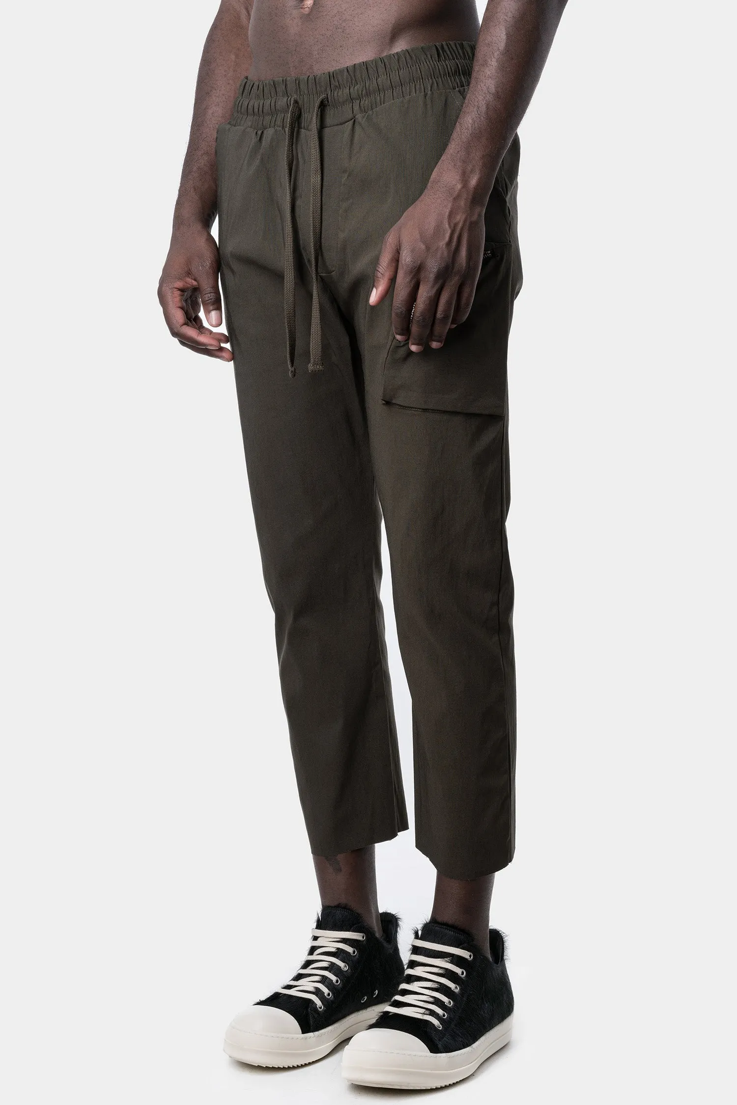 Regular crotch cropped trousers, Green